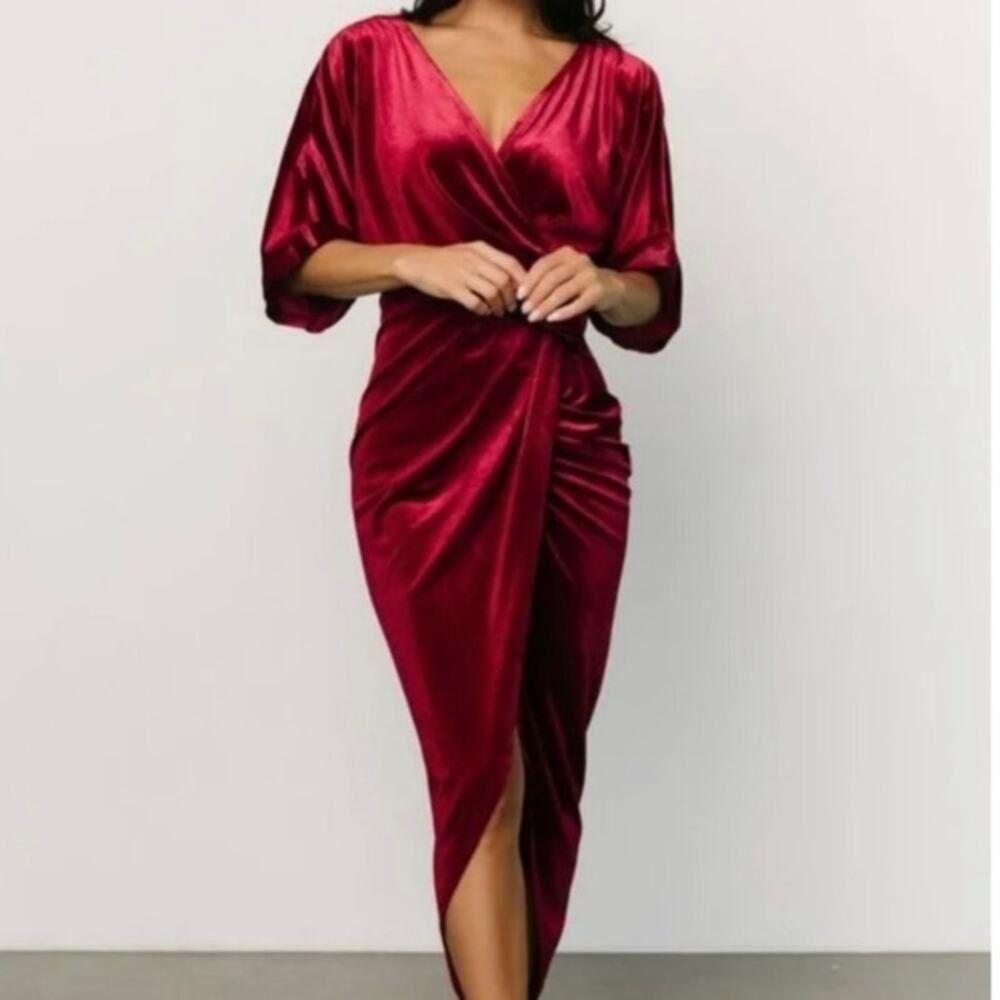 Baltic Born Brendyn Velvet Faux Wrap Ruched Midi Dress Bodycon Red Wine Size S